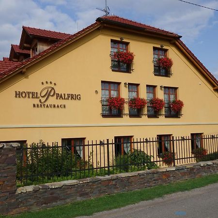 Hotel A Restaurace Palfrig Stara Ves nad Ondrejnici Eksteriør billede